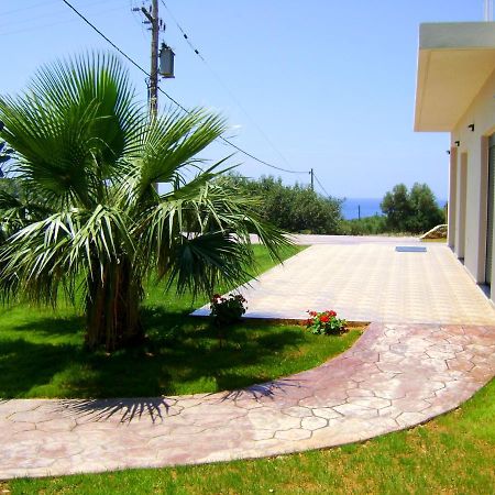 Villa Alexander 2 Triopetra Buitenkant foto