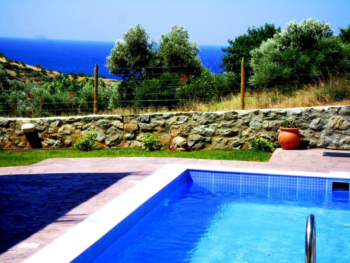 Villa Alexander 2 Triopetra Buitenkant foto